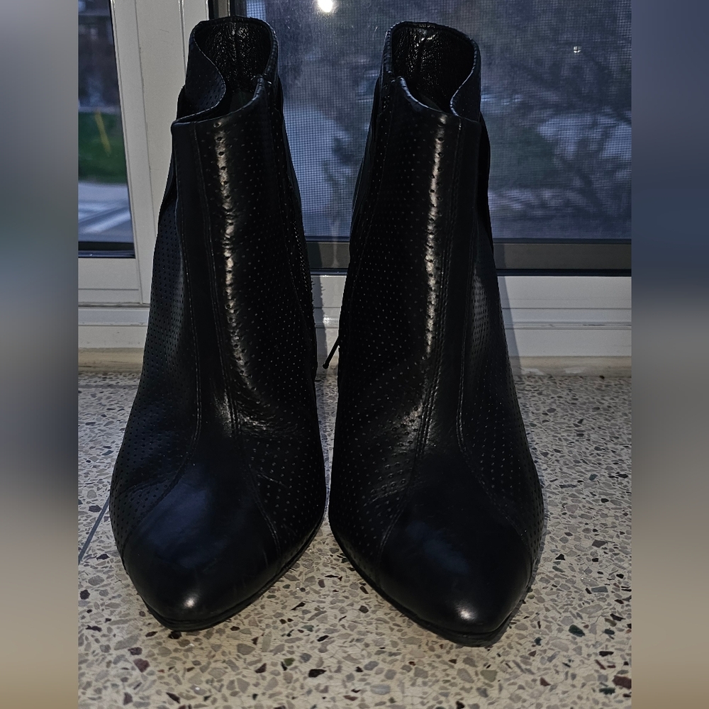 Pedro Garcia 37.5 Leather Sole Black Ankle Boots